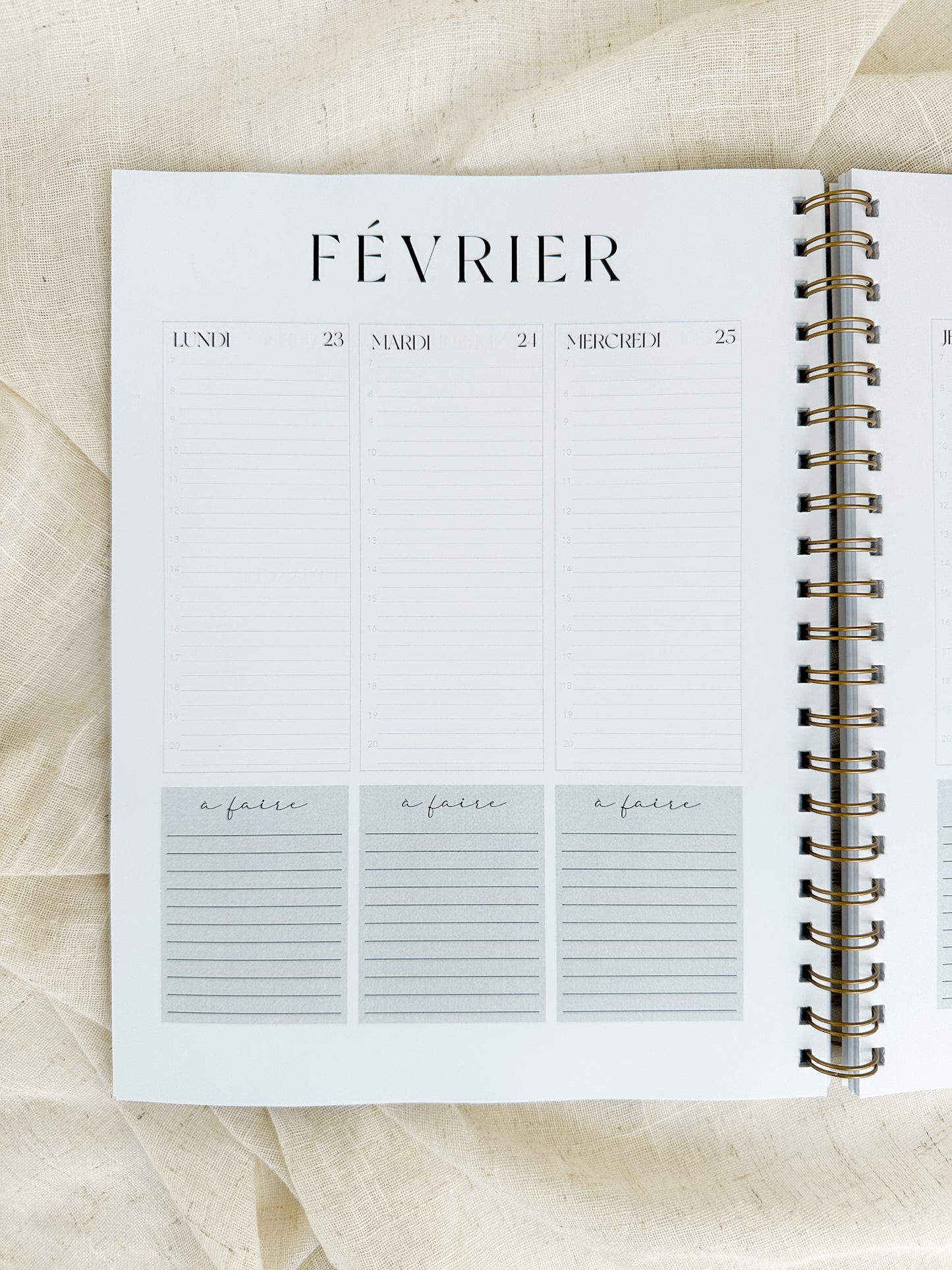 Agenda 2025-2026 grand format Fleurs blanches