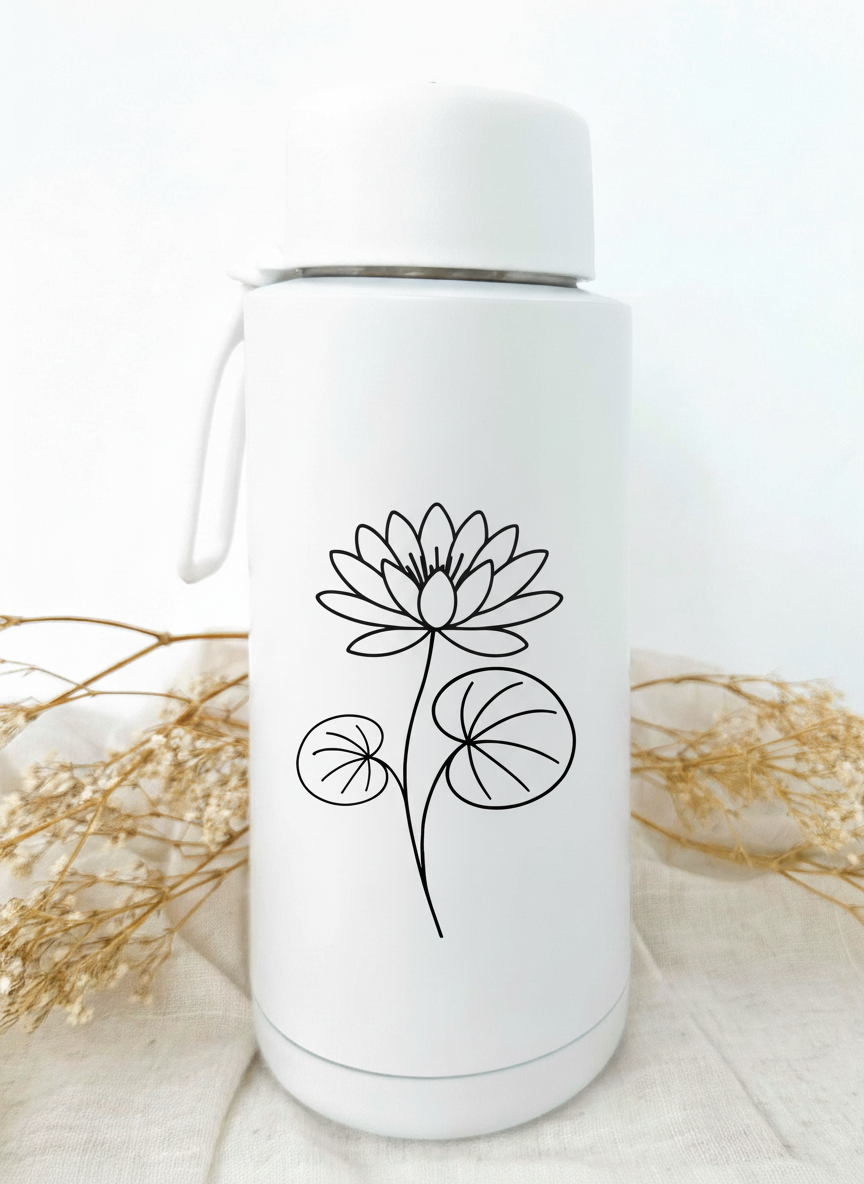 Bouteille isotherme blanche personnalisée avec fleur de naissance