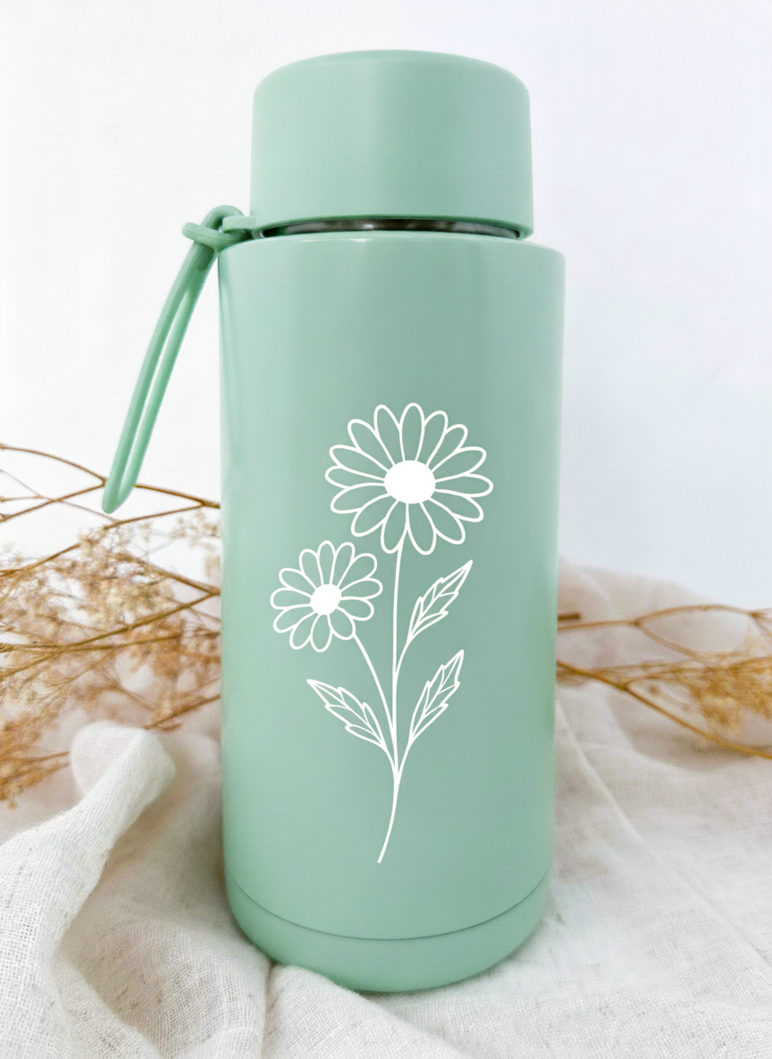 Bouteille isotherme verte personnalisée avec fleur de naissance