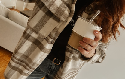 Tasse de transport en verre avec manchon