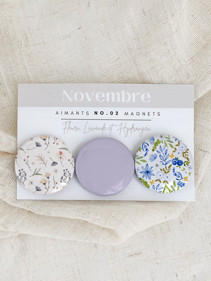 Lot de trois aimants faits à la main assortis aux collections Fleuri, Lavande et Hydrangea. diamètre 3 cm.