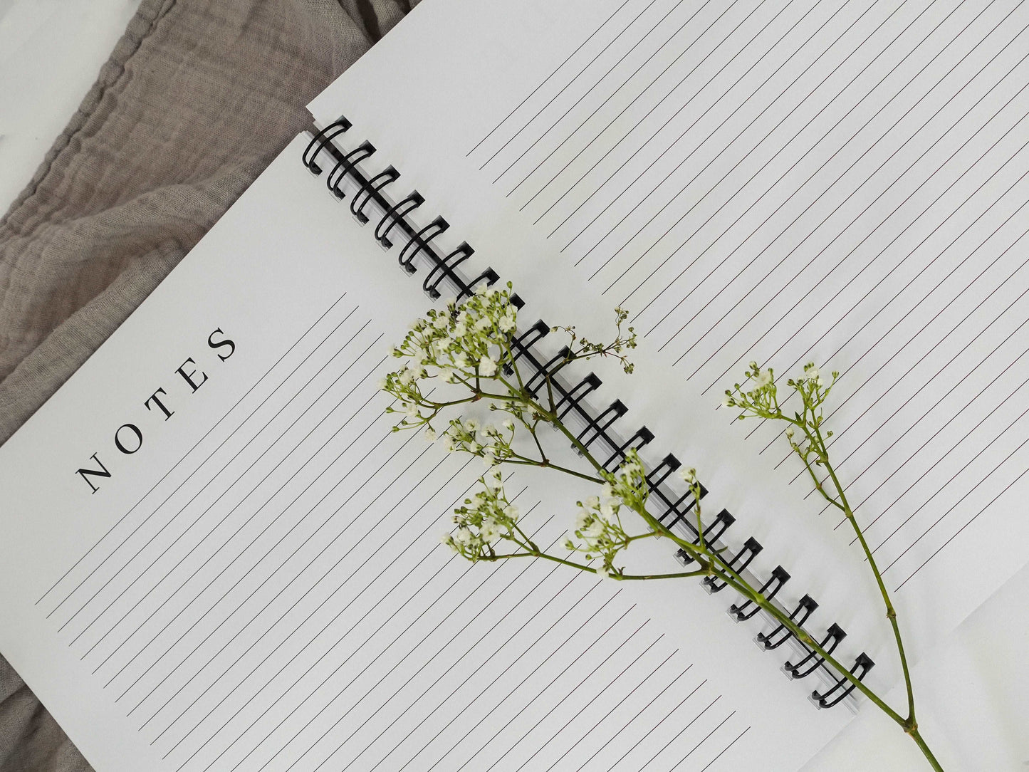 Agenda non-daté 12 mois Marguerites - Novembre Boutique