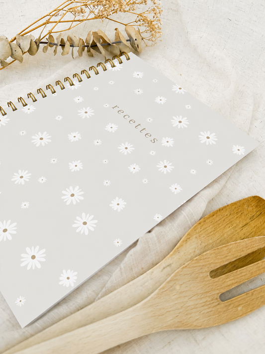 Livre de recettes à compléter Fleurs blanches